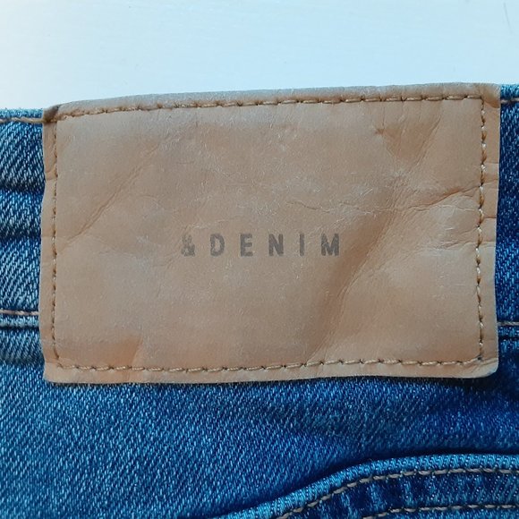 H&M high waist button-fly Mom Jeans (8) - Picture 5 of 8